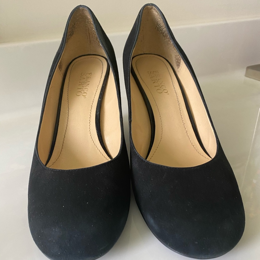 Black Wedges - image 2